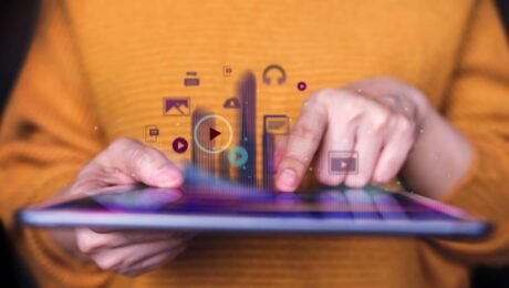Crie experiências digitais envolventes com o Marketing de Conteúdo Interativo! Desperte a curiosidade e proporcione experiência.